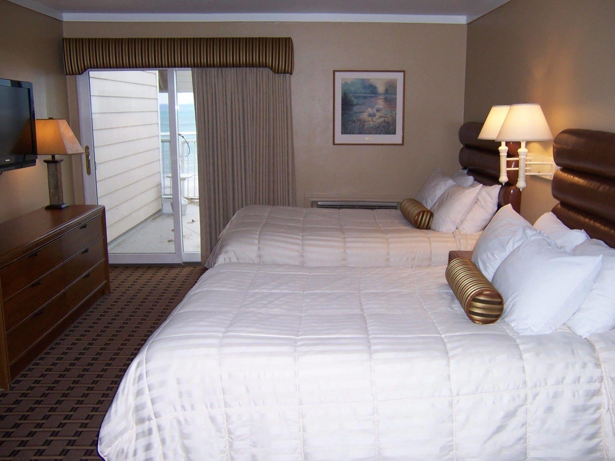 Pinestead Reef Resort Traverse City Eksteriør billede